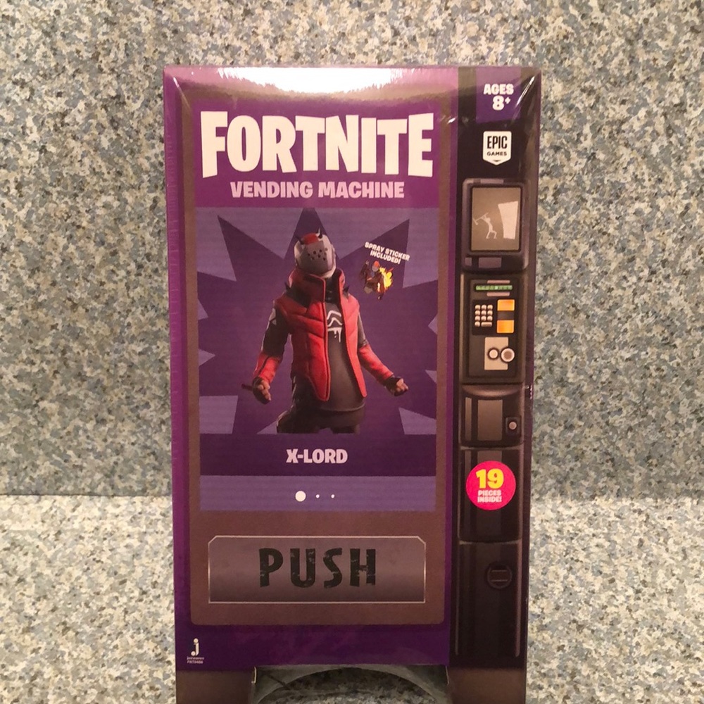 FORTNITE X-LORD VENDING MACHINE with 19 pieces inside!!! NEW!!! Great gift!!